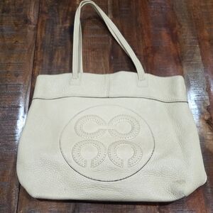 Elegant Cream Beige Julia Leather Coach Tote Bag